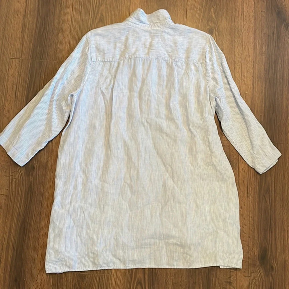 J Jill | Linen Pinstripe Tunic Cover Top - Picture 7 of 9